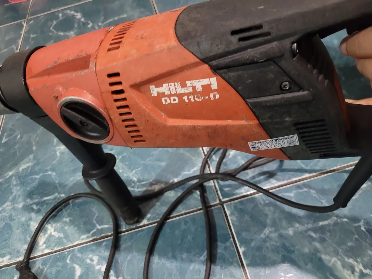 Perfuratriz hilti