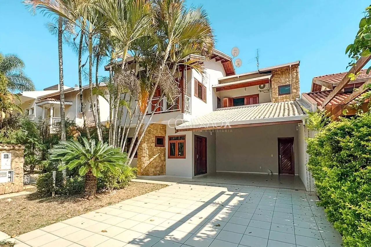 Casa à venda no Condomínio Okinawa