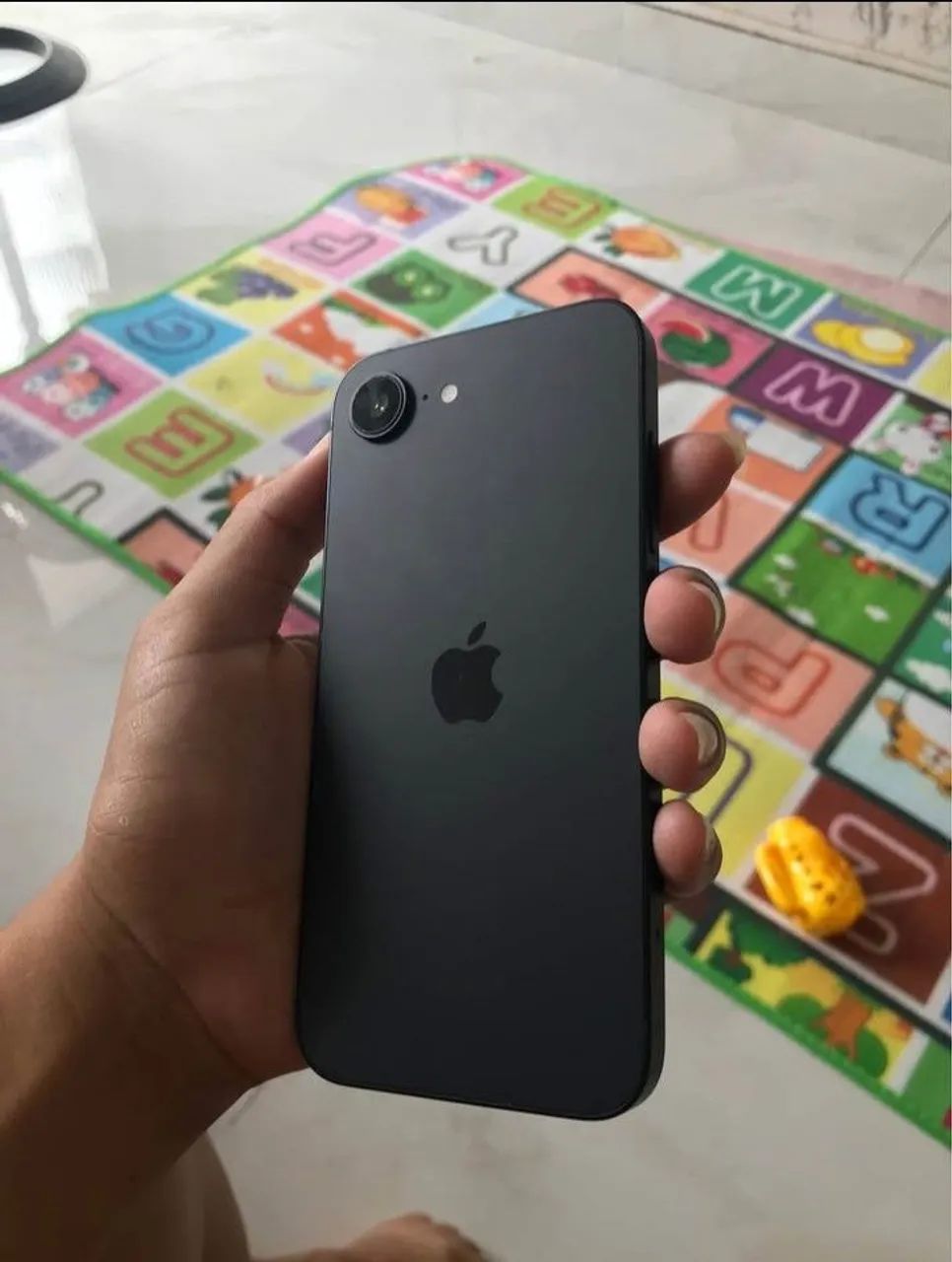 iPhone 16e 256GB64295048402049121