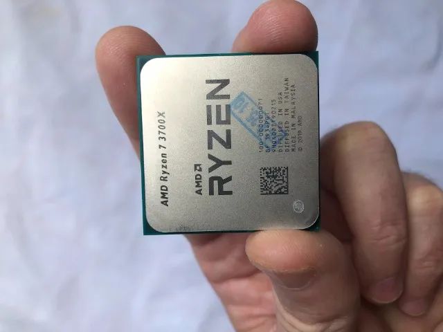 Processador AMD Ryzen 7 3700X 4.4Ghz PCIe 4.0 x16 Cache 32MB 8