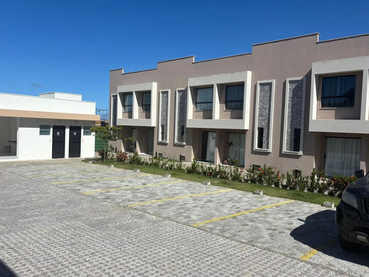 Alugo duplex em condominio fechado em Nova Parnamirim, Parque das Árvores - Foto 3