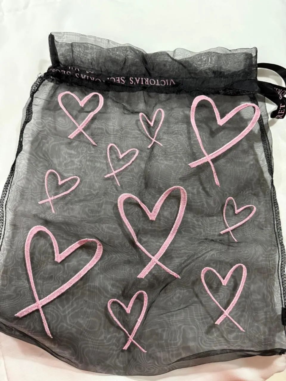 saco victorias secret com bordado de coração - para viagem, lingerie, maquiagem