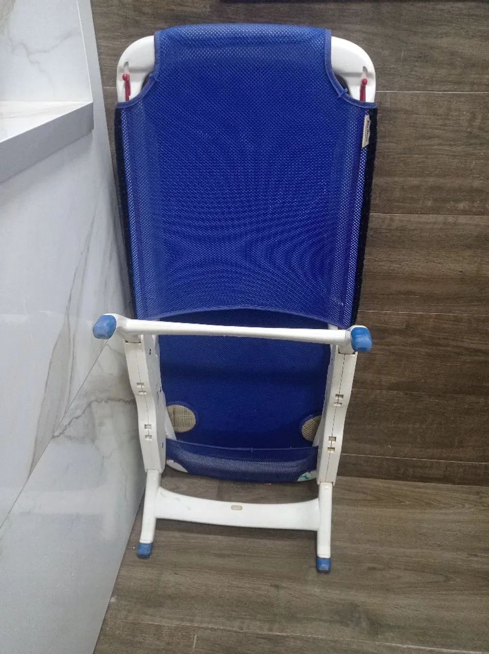 Cadeira de banho infantil para PCD