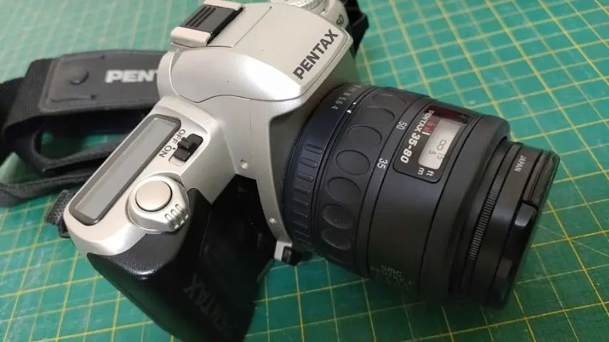 Pentax MZ50 + Lentes + Acessórios - Foto 2