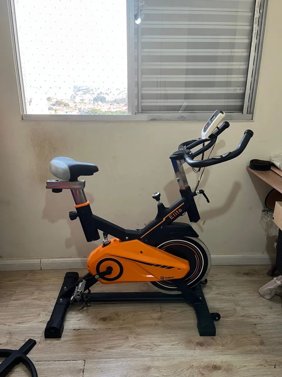 Bicicleta Ergométrica Elite Gallant - Preta/Laranja - Foto 4