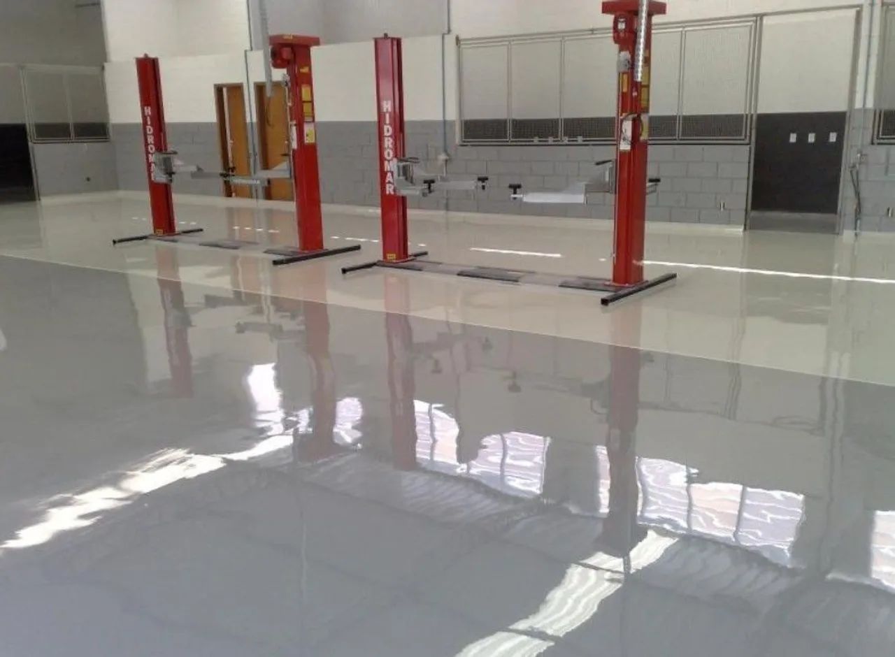 Pintor piso industrial 