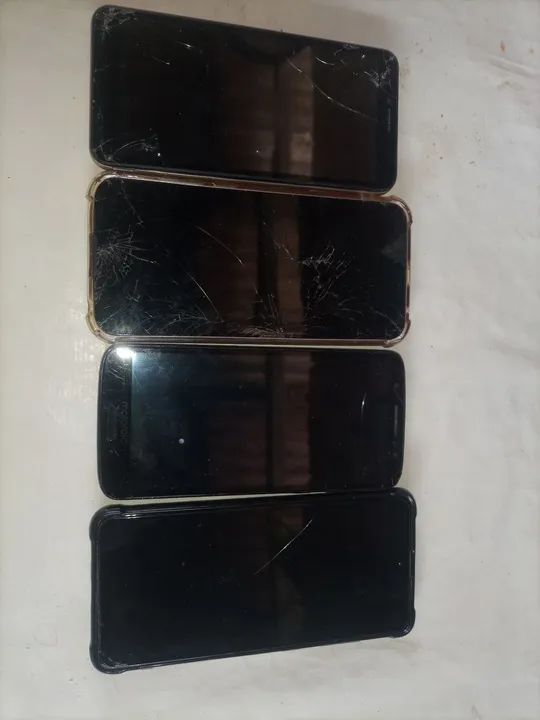 4 Telas de Celular - Usadas