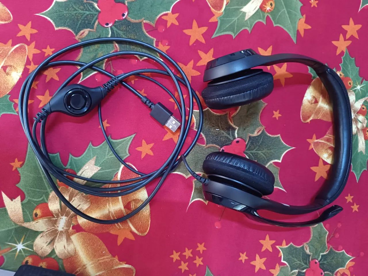Fone de Ouvido Logitech H390 - Foto 2