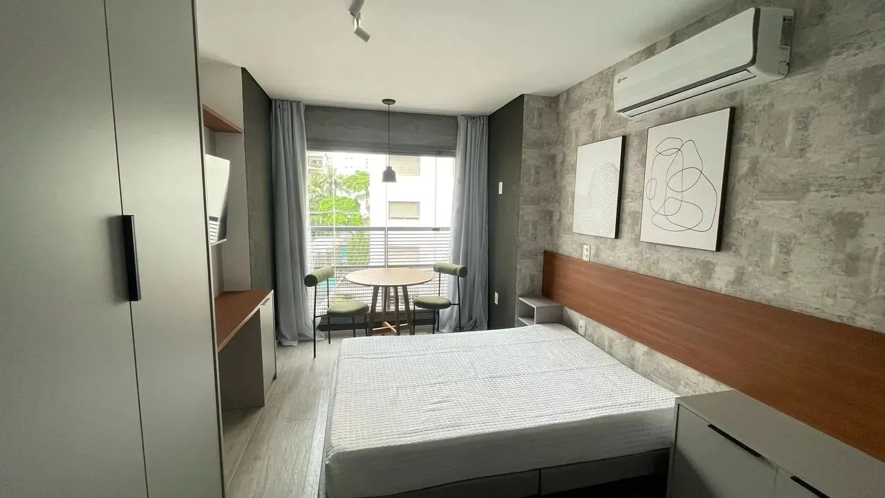 Studio para locação, 21m², no Itaim Bibi, mobiliado, sem vaga por R$ 4000,00