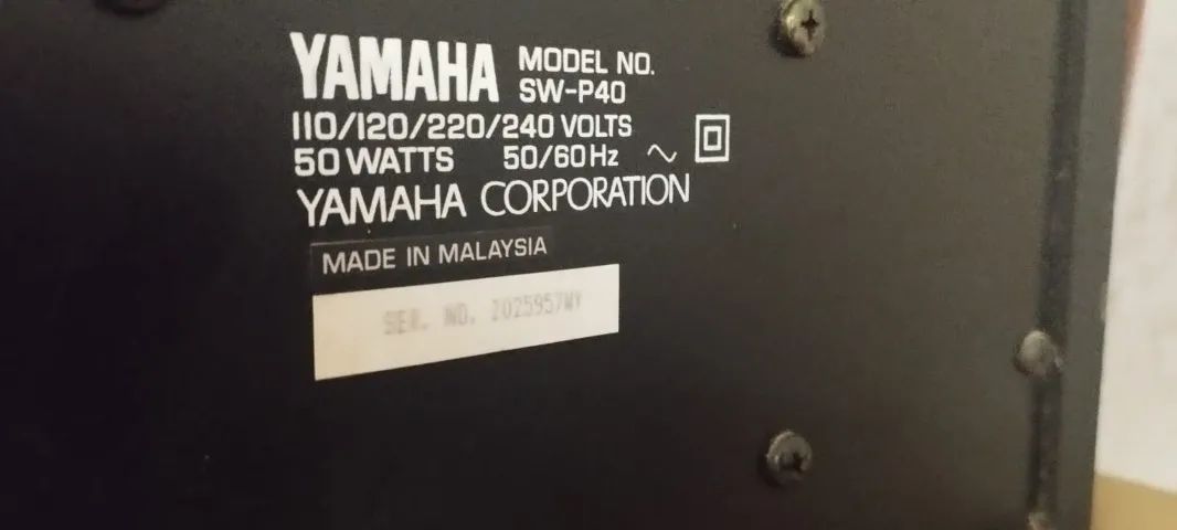 Subwoofer Yamaha Sw-p40 8¨ - Foto 4