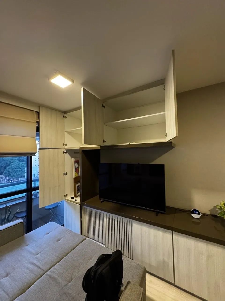 Rack para TV e Mesa de Home Office acomplada - Foto 4