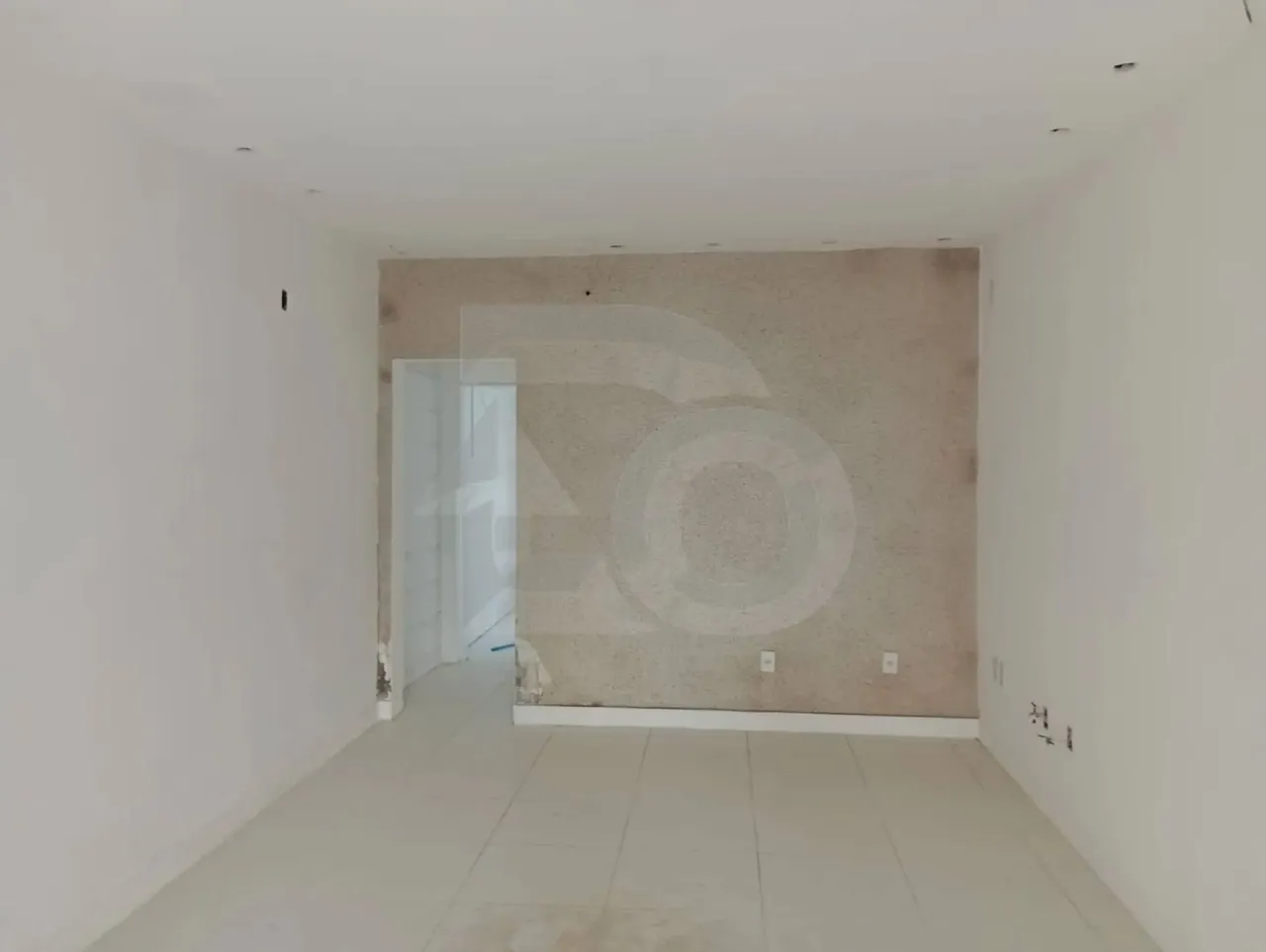 Edifício no Bairro Salgado Filho com 270m², Área de Ventilação e Garagem