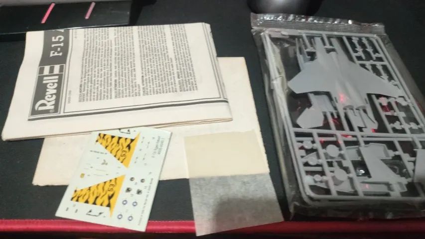 Maquete Revell F-15A "Tigermeet" No 04005 1:144 modelismo plastimodelismo - Foto 3