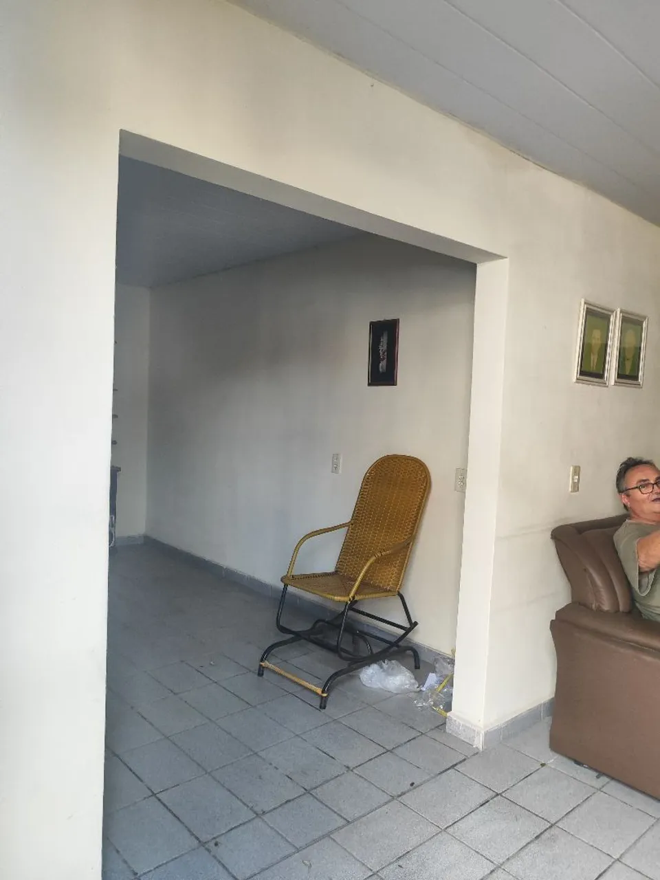 Vende-se casa no bairro do Alecrim R$200mil reais.