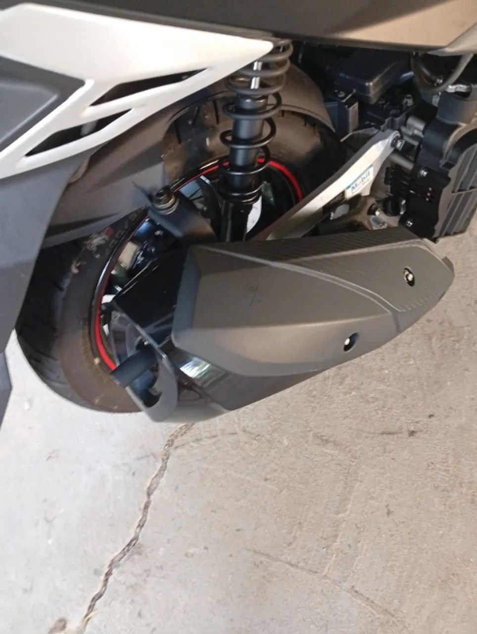 Scooter cruysim 150cc automatica, revisao na concessionaria baixa kilometragem. - Foto 5
