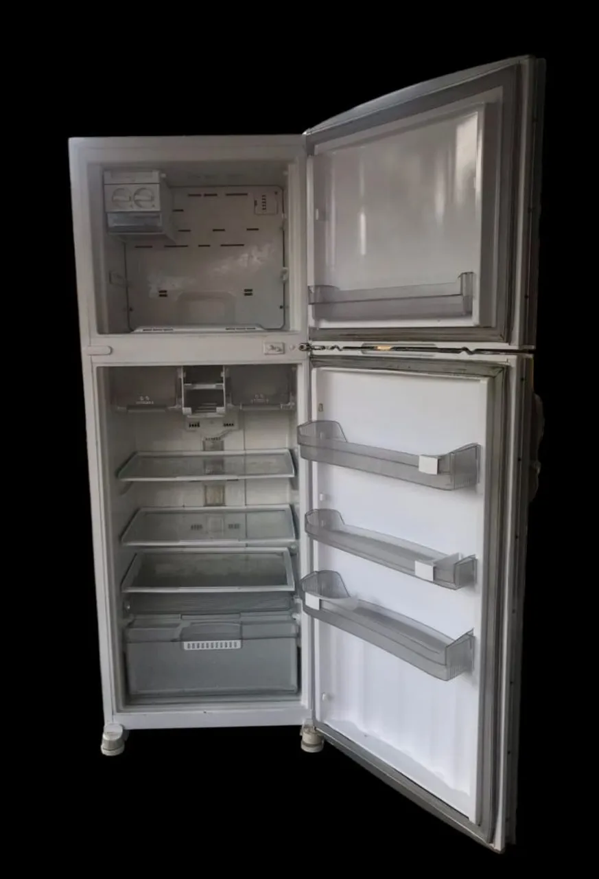 Geladeira usada - Ideal para sua cozinha!