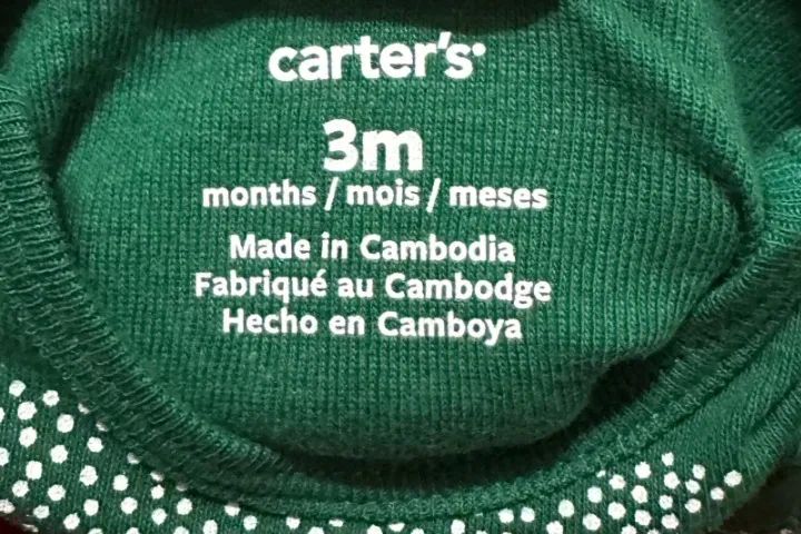 kit 2 bodies Carters Natalino tamanho 6 meses importado (novo) - Foto 4