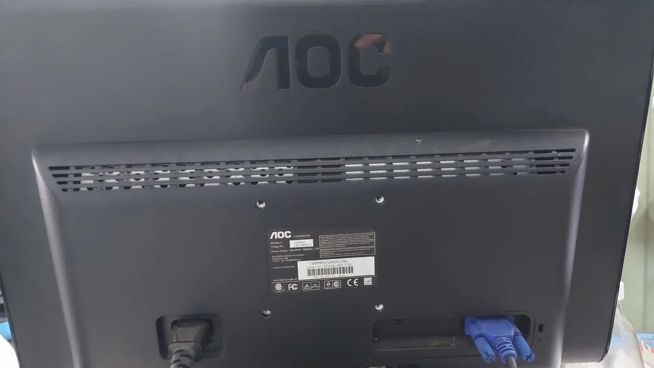 Monitor AOC 18,5" - Foto 2