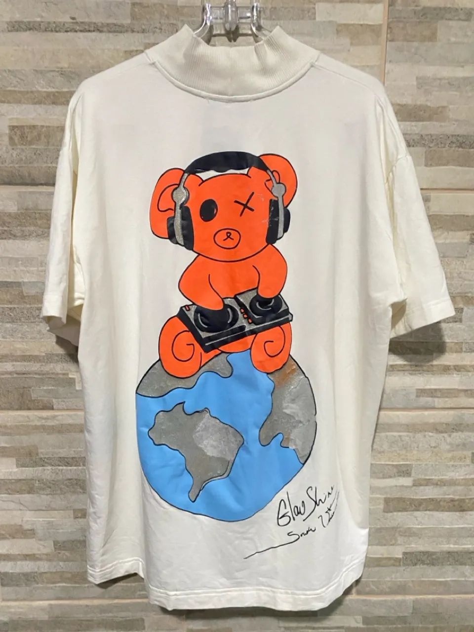 Camiseta Glowshine com Urso - Foto 3