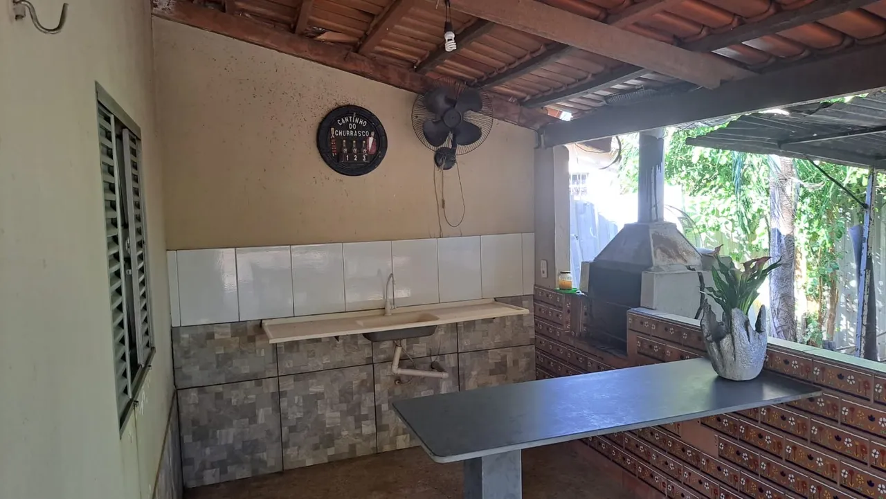Vende-se rancho na beira do Rio Javaé ( Rancho Nossa Senhora Aparecida)
