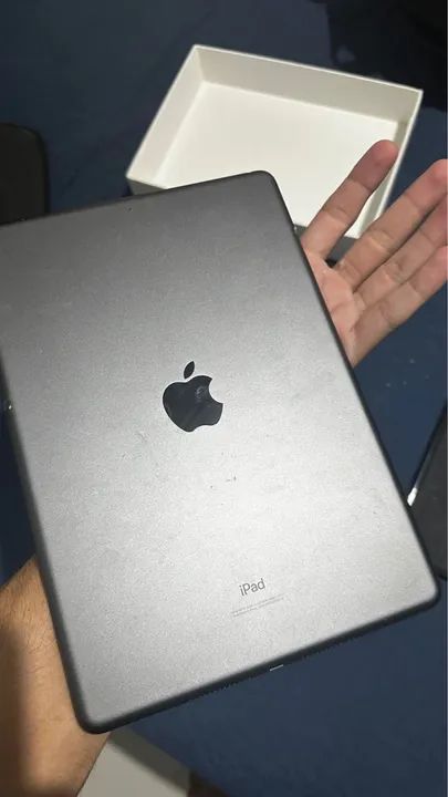 iPad 8 preto 32gb (trocar bateria) - Foto 3