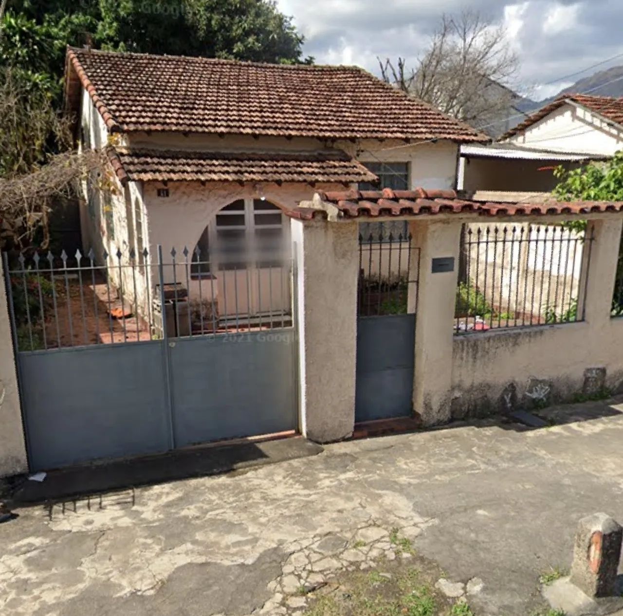 Casa 2 quartos junto ao centro de Campo Grande
