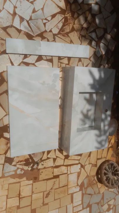 Bancada de porcelanato c/ prateleira 