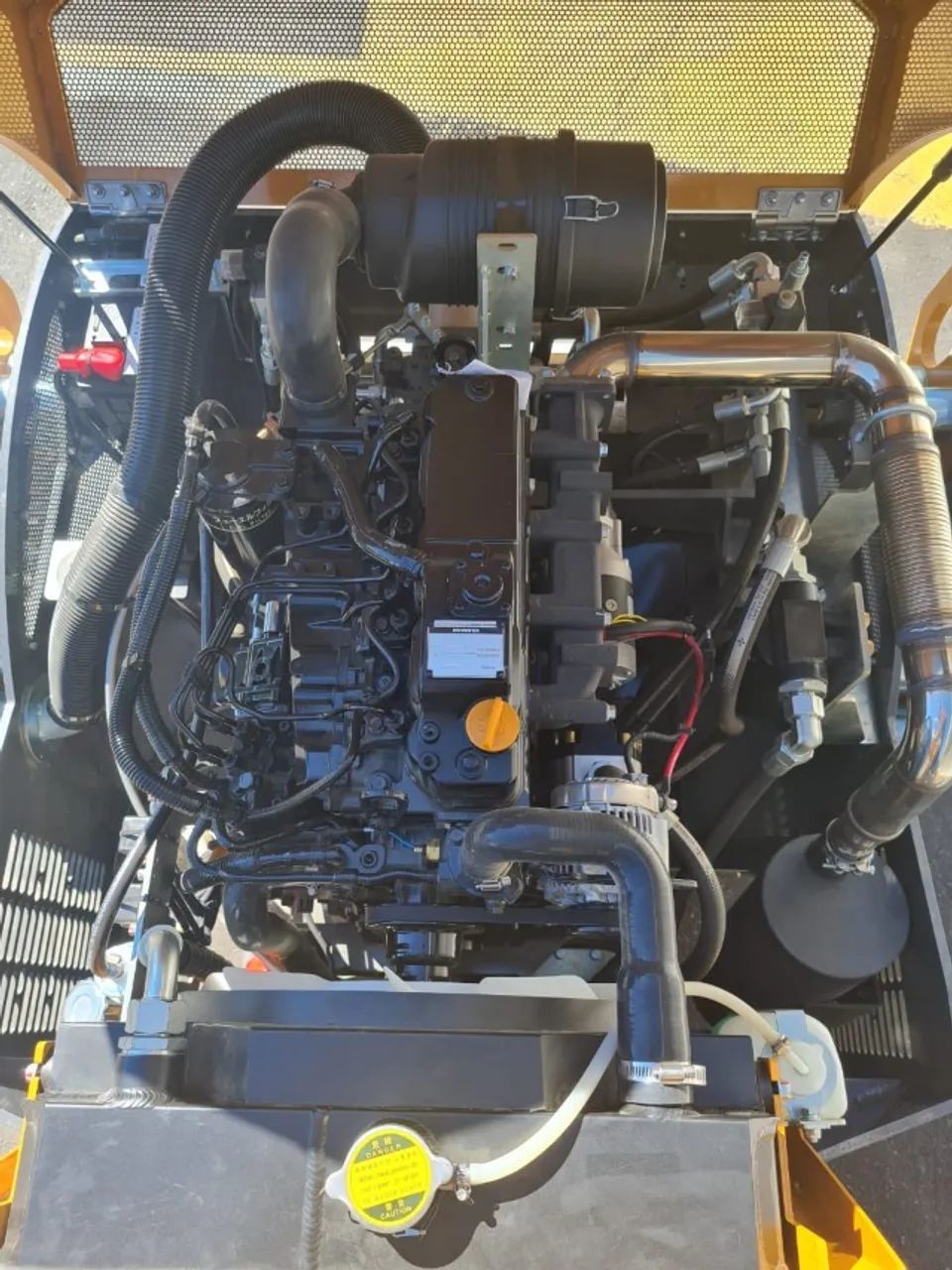 Rolo Vibratório St5000 Motor Yanmar 4tnv88 - Foto 6