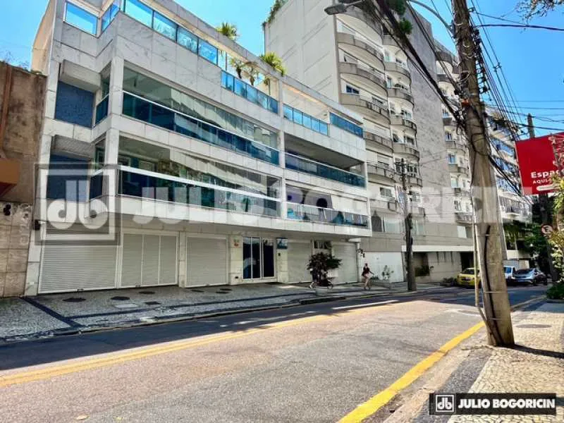 Prédio moderno 176 metros Varanda (duplex) piscina 3 vagas escrituradas