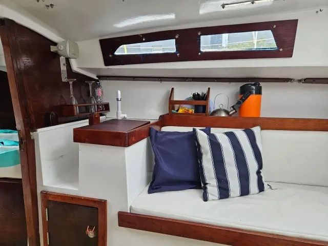 Veleiro Atoll 23 pés + poita Botafogo Perfeito - Foto 2