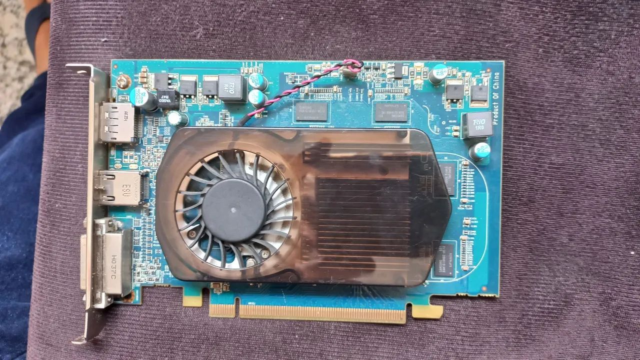 Placa de vídeo Radeon HD 5570