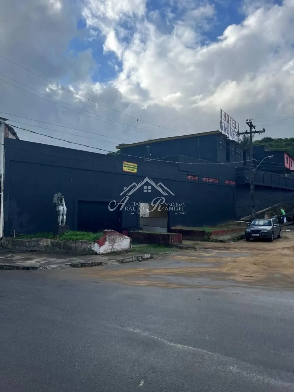 VENDO PRÉDIO COMERCIAL NA ZONA NORTE DE RECIFE/PE