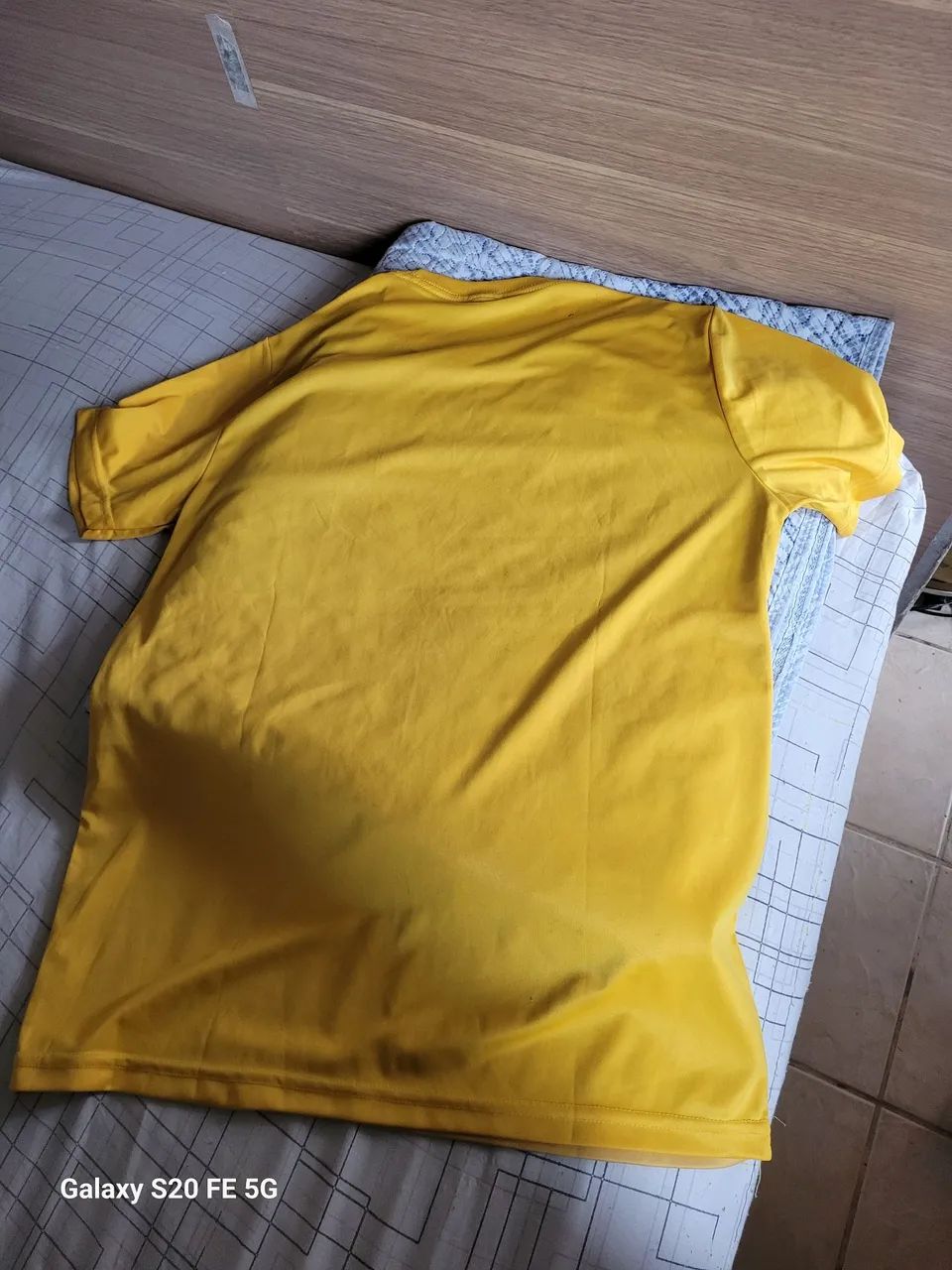 Camisa Tricolor SPFC - Amarelo e Preto - Foto 4