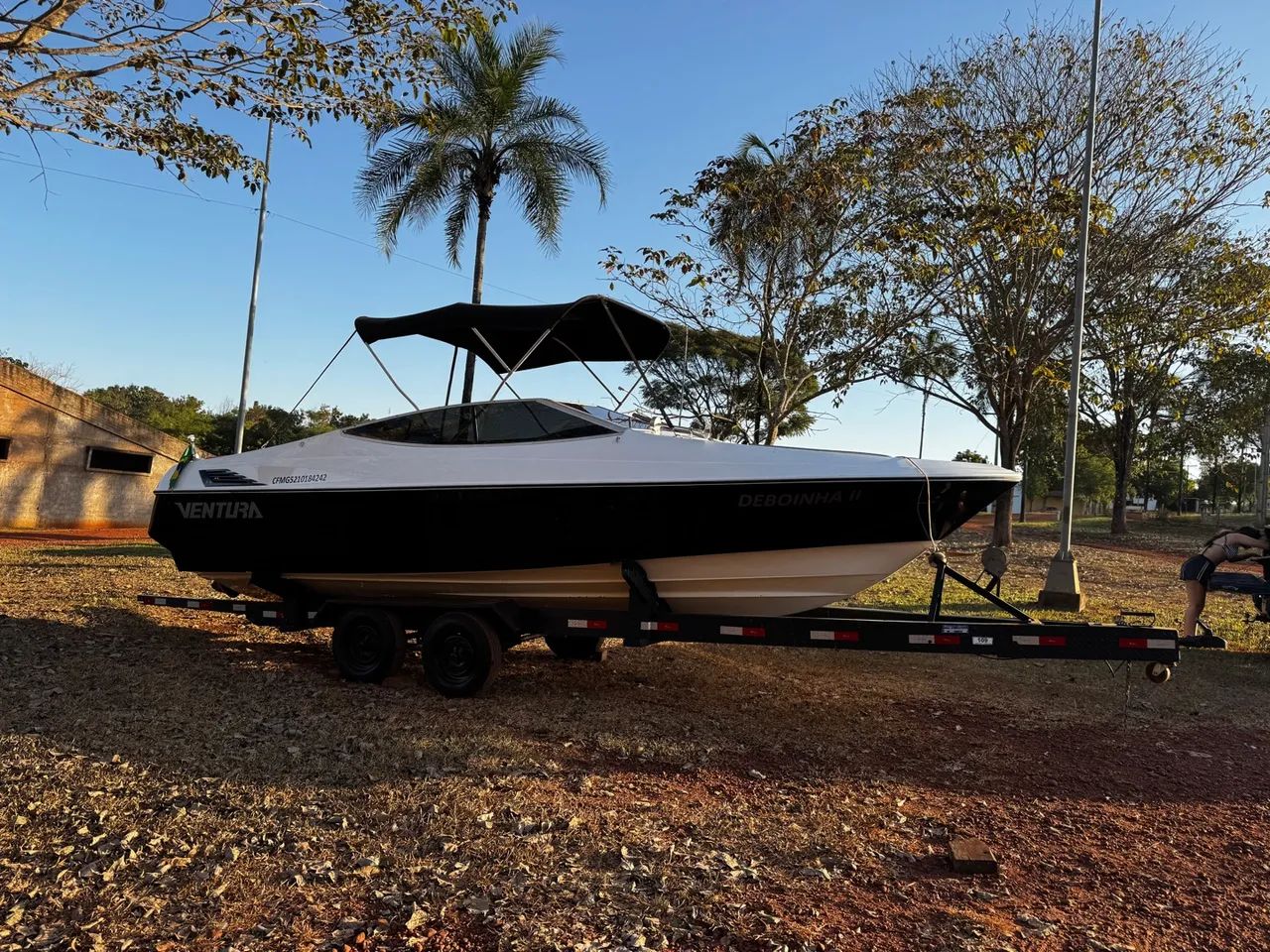 Lancha Ventura 23 pés - Foto 12