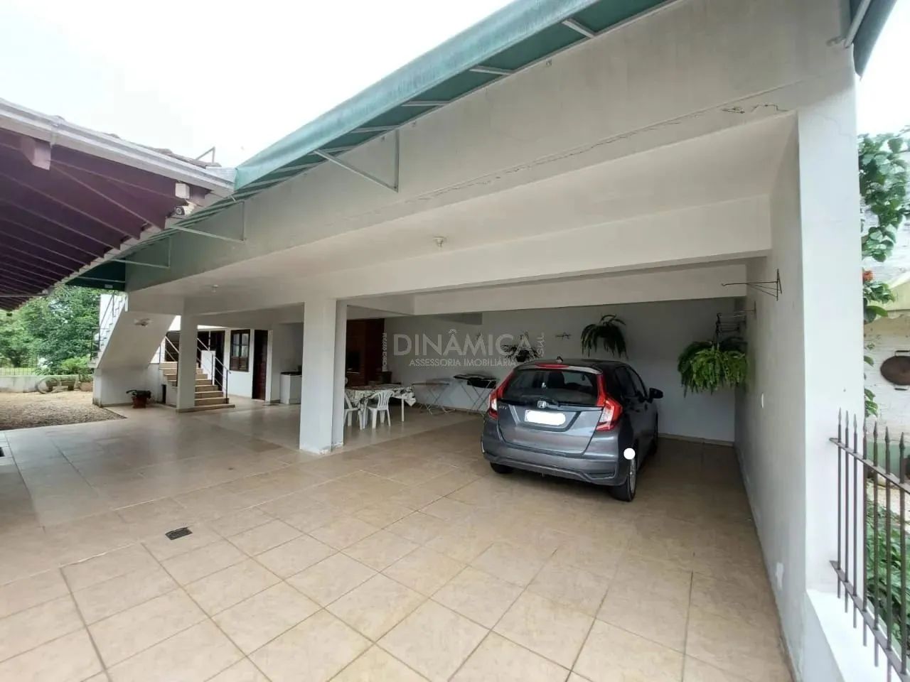Casa com 6 Dormitórios sendo 1 suíte no bairro Itoupava Norte. - Foto 5