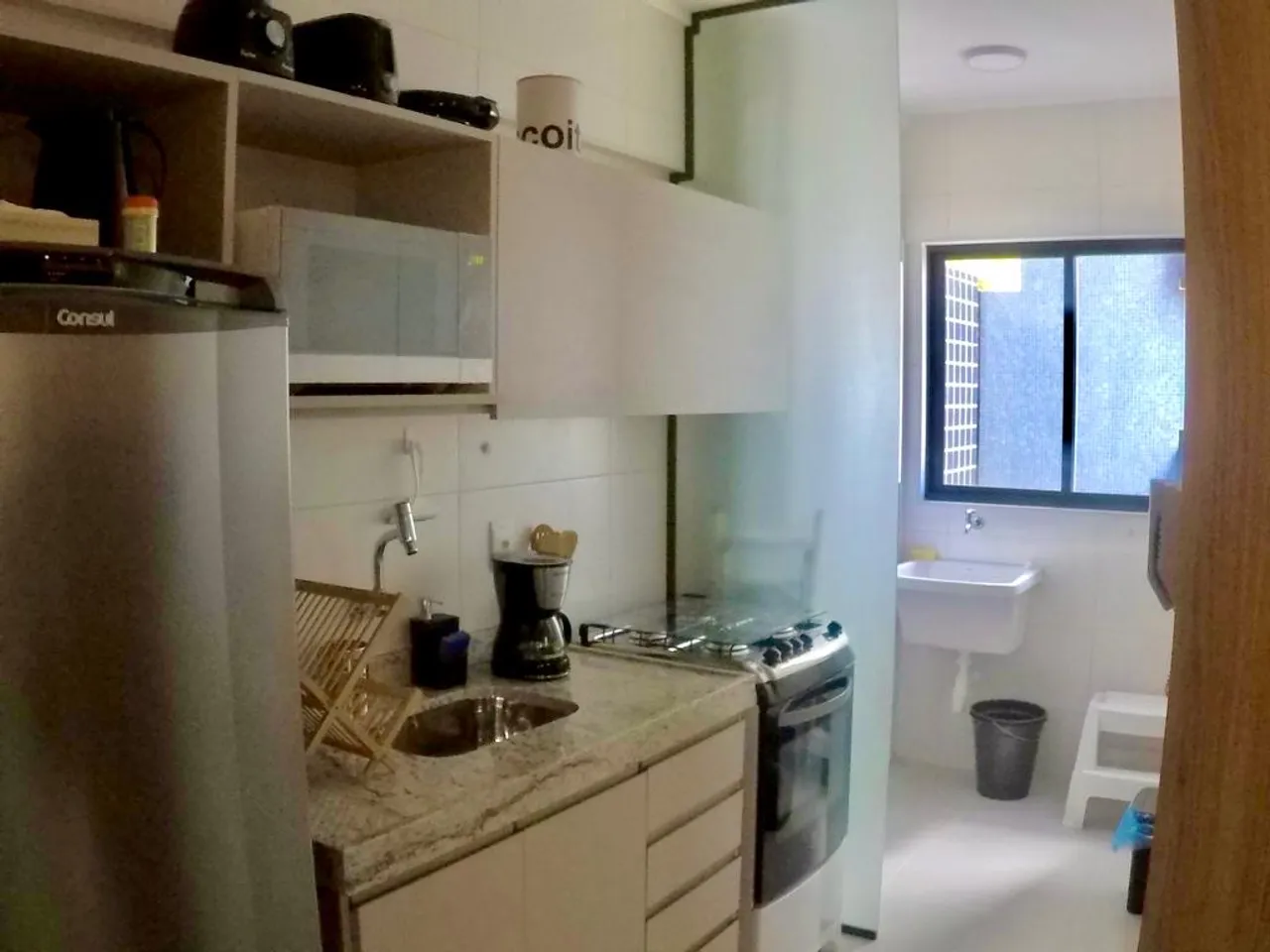 Alugo quarto e sala alto padrao mobiliado na Ponta Verde