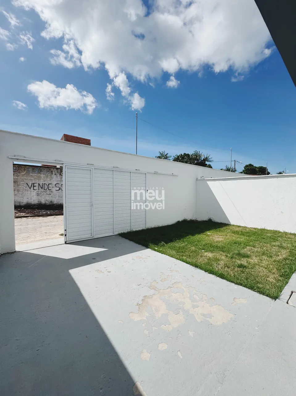 Imóvel para venda possui 79 metros quadrados com 2 quartos em Centro - Raposa - MA