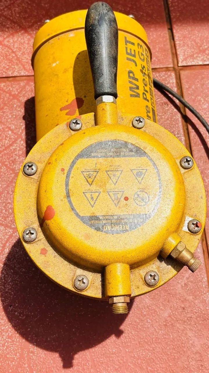 Air compressor64313861214850120