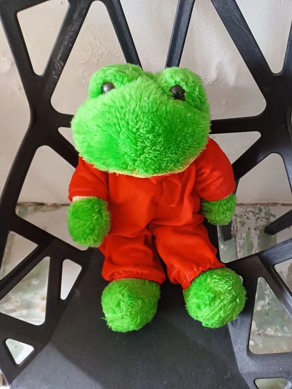 Sapo de Pelúcia Vermelho