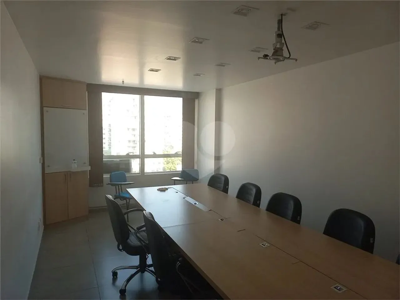 Salas à venda em Santa Rosa - RJ
