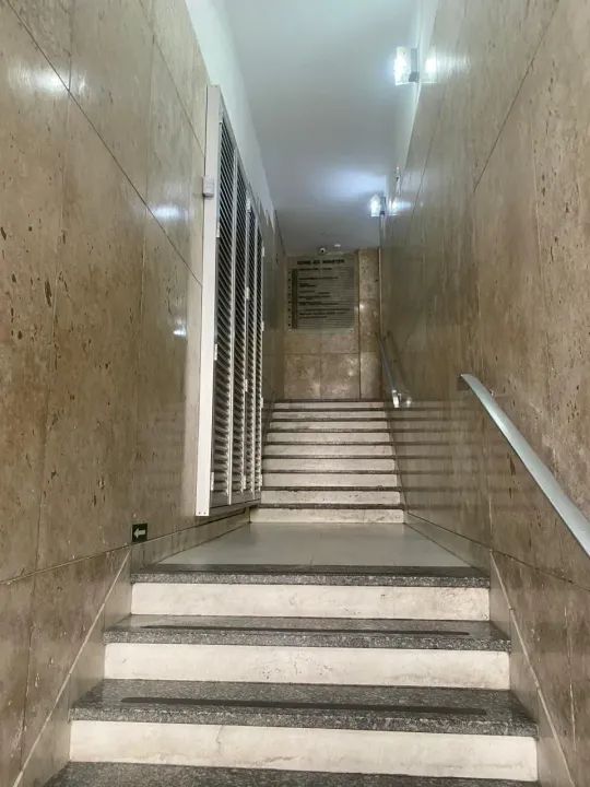 Ótima sala comercial na Sé em São Paulo - SP - Foto 9