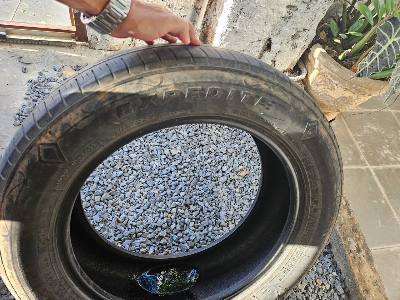Pneu para carro Aro 18 - Foto 5