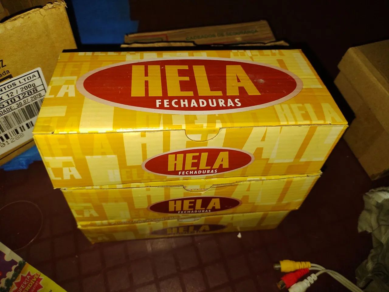 Fechaduras diversos modelos, várias ainda na caixa. - Foto 2