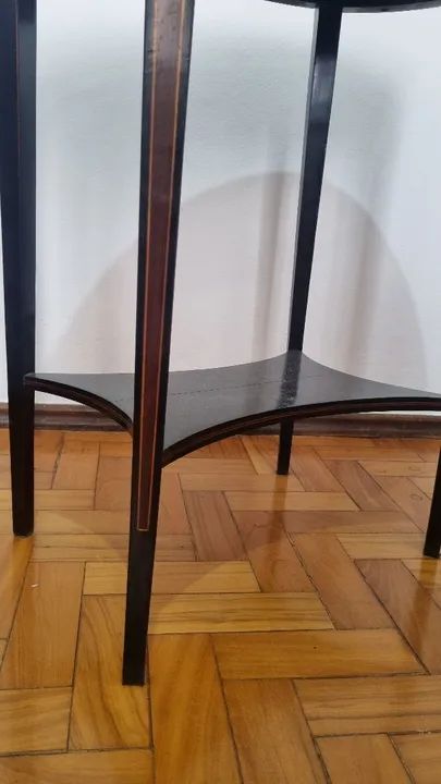 Mesinha decorativa Antiga  - Foto 5
