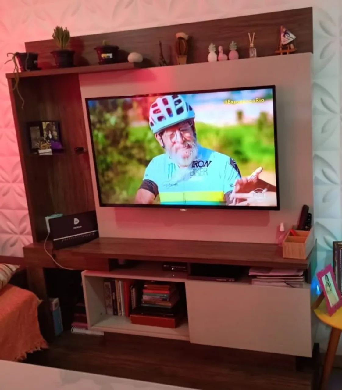 ESTANTE DE MDF EM PERFEITO ESTADO!