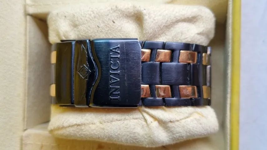 Relógio Masculino Invicta Pro Diver 15111 Ouro Rosé/preto - Foto 4