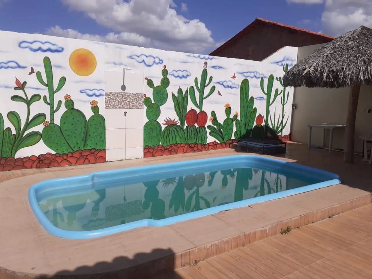 Alugou casa de 8 quartos 