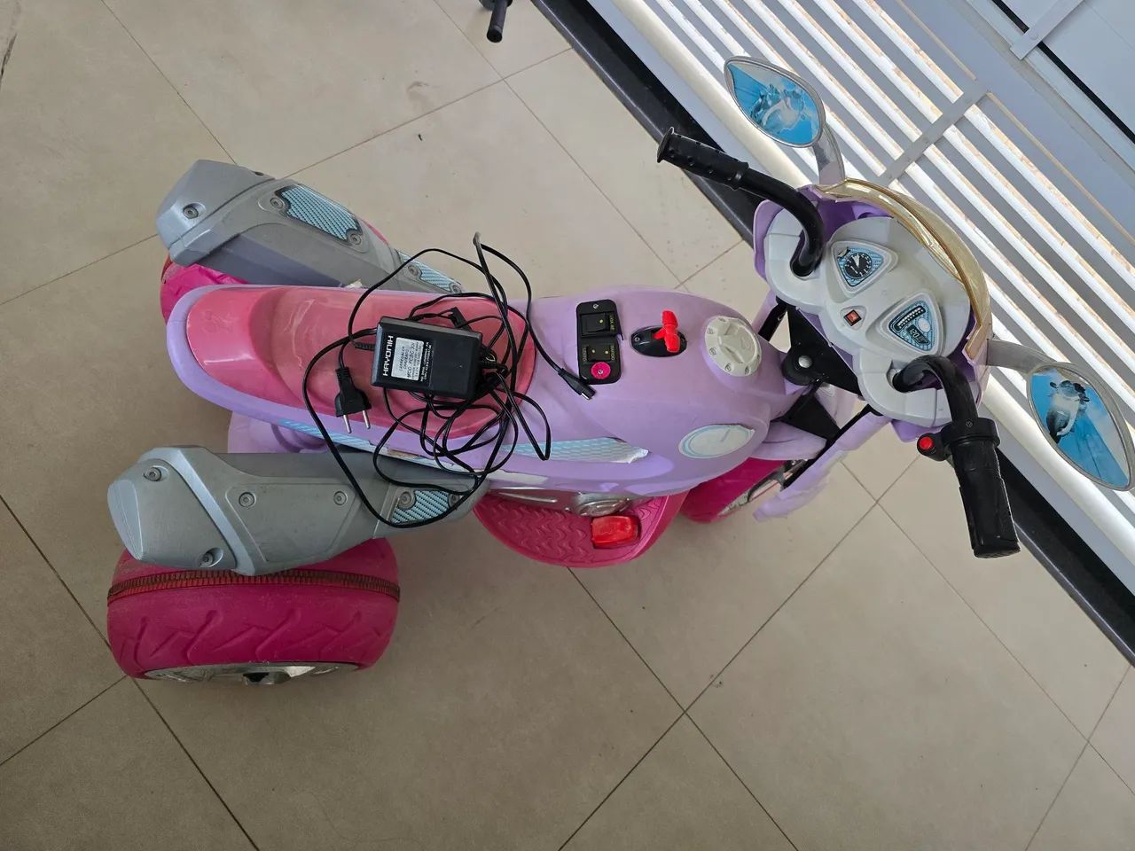Triciclo Elétrico Infantil 12v