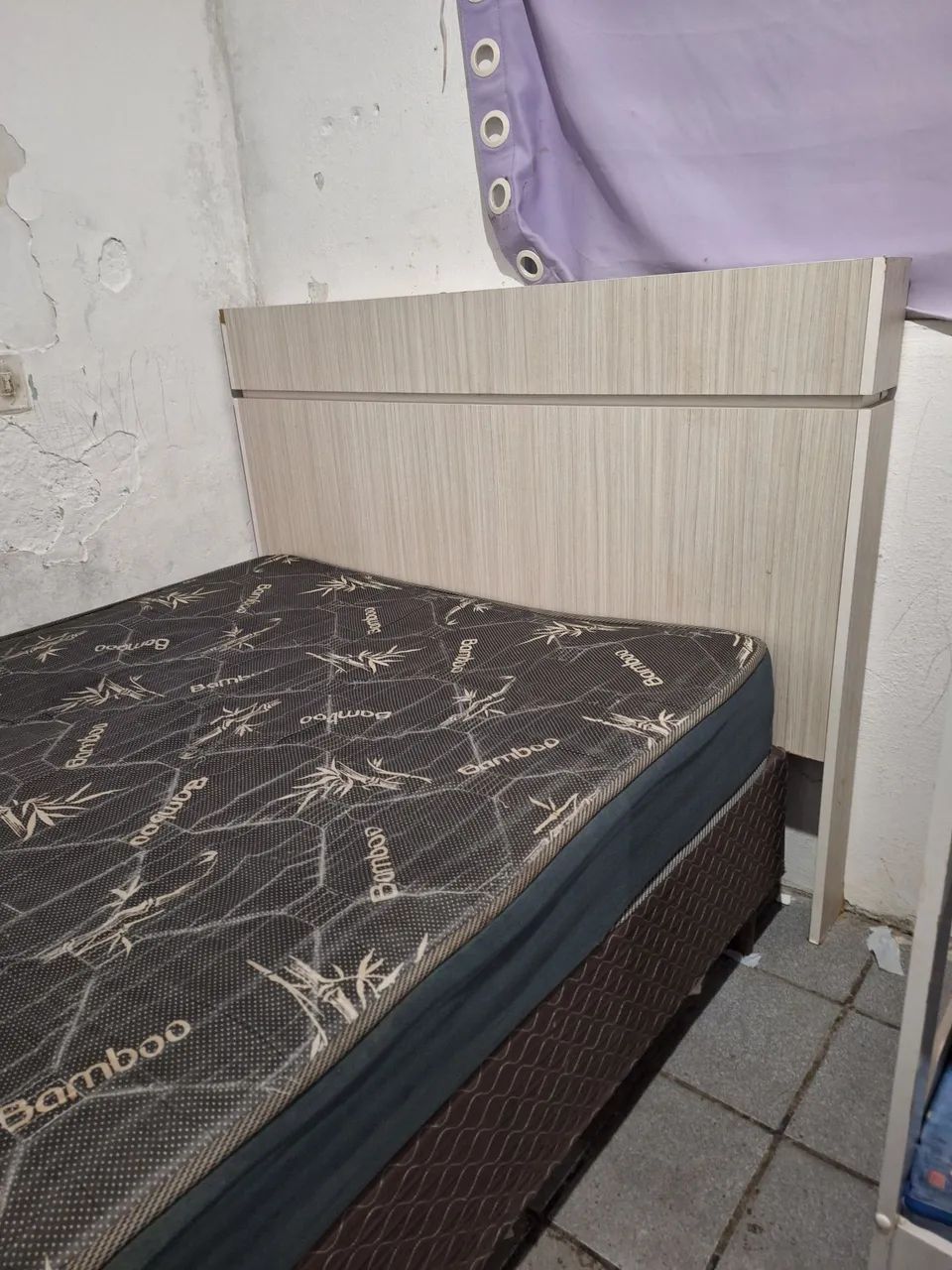 Cama de casal com Cabeceira 