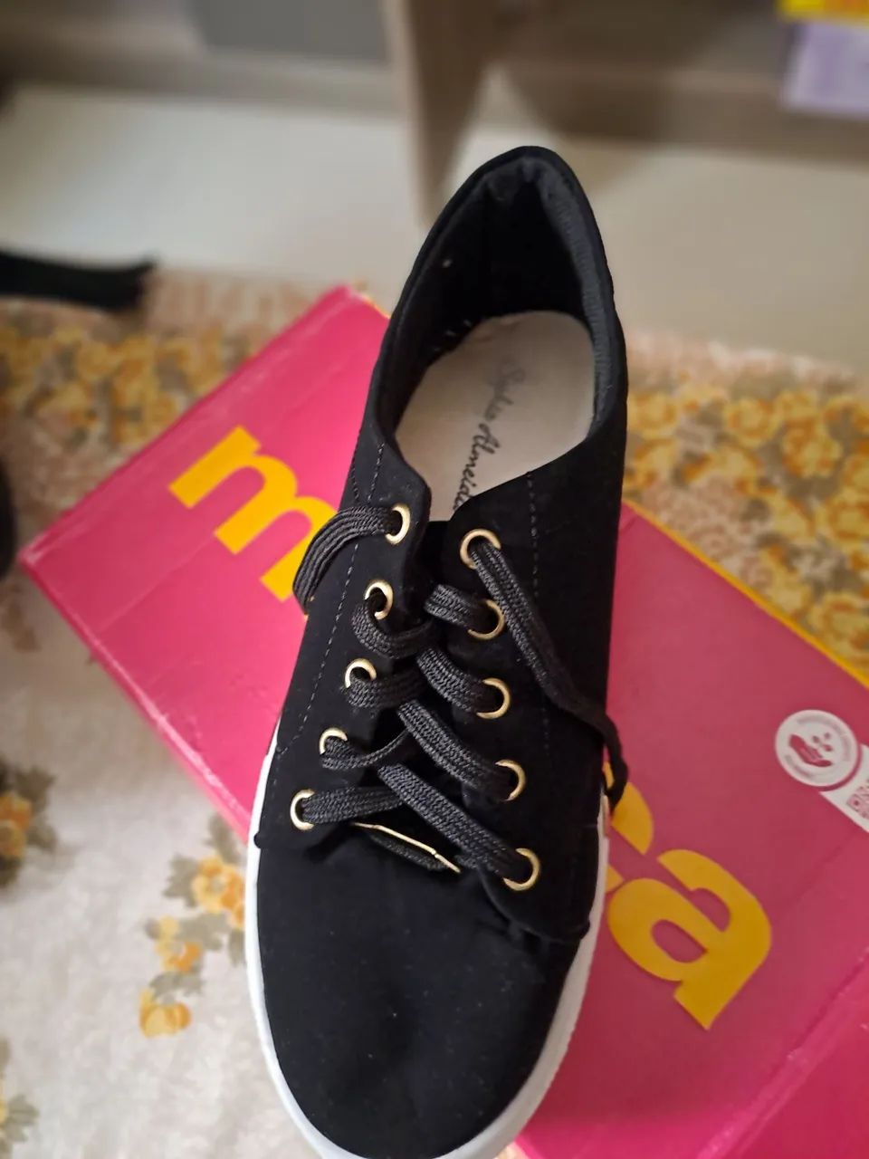 Tenis preto